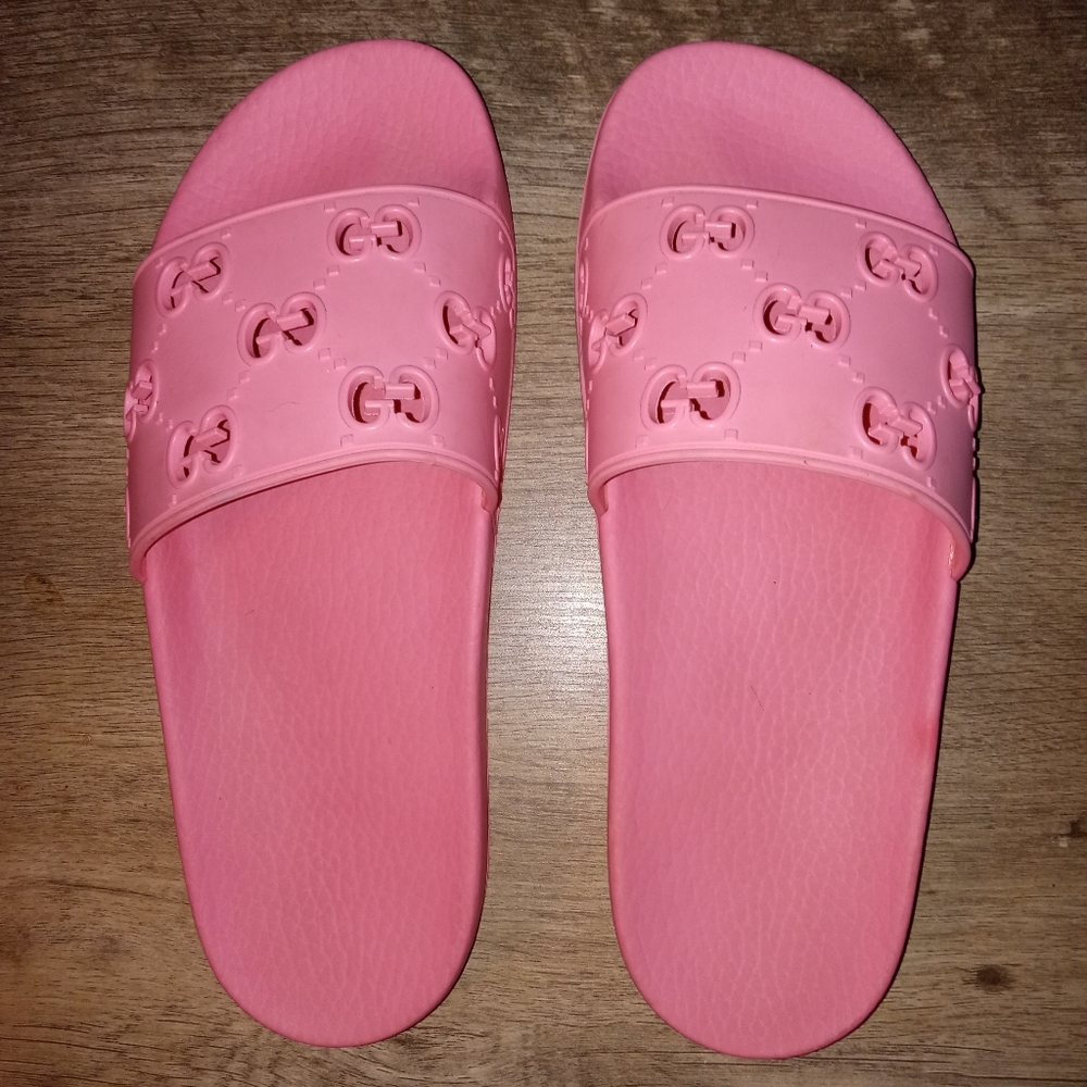 GUCCI Pink rubber plastic slides women's sandals pre-owned sz 10